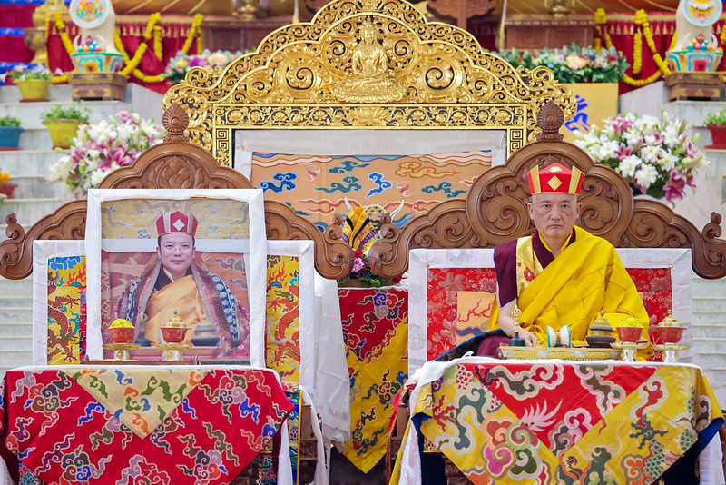 Long-Life Offering from The Three Roots Combined to Chamgön Tai Situ Rinpoche and Drung Goshir Gyaltsab Rinpoche